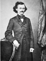カール・シュルツ（1829-1906）（モノクロ写真