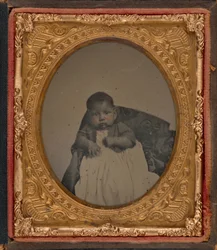 赤ちゃんの肖像,c.1860年（写真）