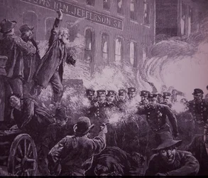 1886年のシカゴ・ヘイマーケット労働者暴動、ハーパース・ウィークリー誌に掲載された版画