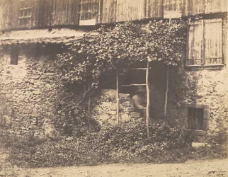 [トレリスの下に男がいる素朴な建物]、約。 1853年。