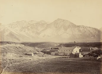 プレート49ブリガム・ヤングの綿織物工場、1869年（写真）。
