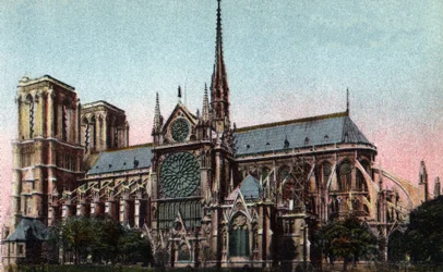 パリ：カテドラル・ノートルダム(Notre-Dame)の外観、南側。ゴシック建築。パリ市の「芸術アルバム」に掲載されている1920年の写真。個人蔵。