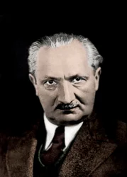 ドイツの哲学者、マルティン・ハイデガー（1889-1976）の肖像。