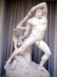 アントニオ・カノーヴァ（1757-1822）の「ヘラクレスとリュカ」。