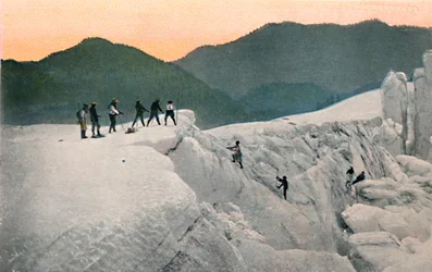 氷河を横切る、レーニア山、c1916