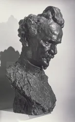 アンリロシュフォール（1830〜1913年）のジャーナリストで新聞「L&39;Intransigeant」（ブロンズ）の創設者の胸像