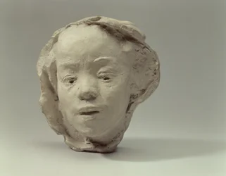 花子の肖像（1868-1945）、1908（しっくい）
