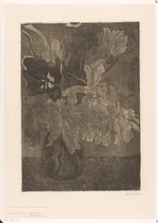 チューリップの花瓶