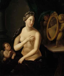 鏡を見る女性