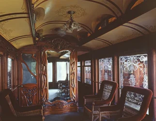 電車のインテリア