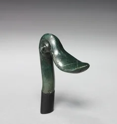 ダックヘッドフィニアル、紀元前1400年〜1300年