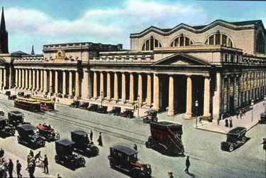 アメリカ合衆国、ニューヨーク、マンハッタンのミッドタウン、1910年開業のペンシルベニア駅またはペン駅。画像の日付：1910年頃。カール・サイモン・アーカイブ