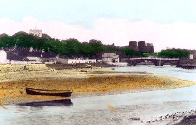 Rhuddlan Castle、Rhyl、Denbighshire、1926の近く。