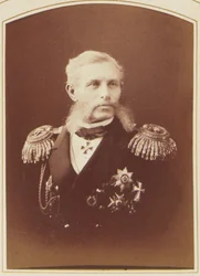 Amiral Grigory Butakov, pere des tactiques navales a vapeur - アドミラル グリゴリー イワノビッチ ブタコフ (1820-1882) の肖像、ベルガマスコ、チャールズ (カール) (1830-1896) 作。 アルブミンの写真