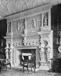 「In English Homes Vol。 1904年
