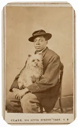 男と犬の肖像,c.1860年（写真）