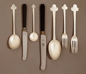 E. Bingham＆Co。向けの電気メッキテーブルサービス、1906年頃