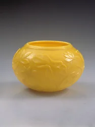 切り分けられた碗、乾隆期（1736-95）（色ガラス）（272125も参照）
