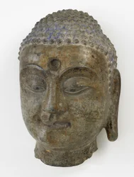 仏頭、分割期間、550〜577年（石灰岩）