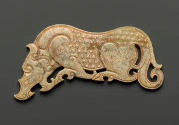 神話の虎のペンダント（ネフライト）