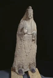 北魏時代の釈迦牟尼仏像、386-534年（石灰岩）