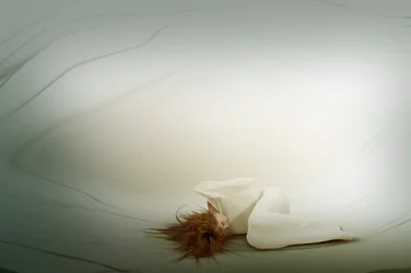 眠る女性の夢