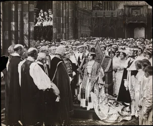 映画「Sixty Years a Queen」のスチール写真（1914年頃）（モノクロ写真
