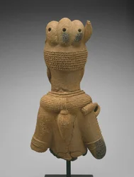 女性像の頭と胴体、ナイジェリア、ジョス高原地域、紀元前500年-西暦200年（陶器）
