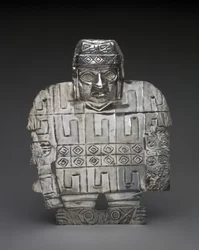 戦士、西暦650〜900年（銀を槌で打ち、切り、追いかけた）