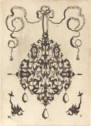 大きなペンダント、下部に長い尾を持つ 2 つの架空の生き物