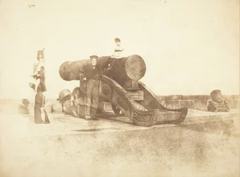 エジンバラ城の大砲「モンス メグ」、ロイヤル スコッツ第 2 大隊のプライベート..., 184 作成者: David Octavius Hill, Robert Adamson, Hill & Adamson.