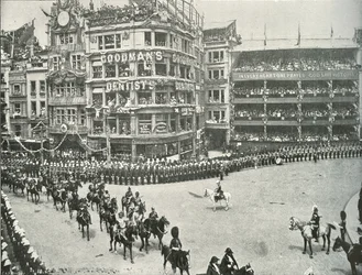 セントポールズチャーチヤードでの手配を監督するロバーツ卿、1897年