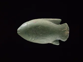 魚型皿（ガラス）