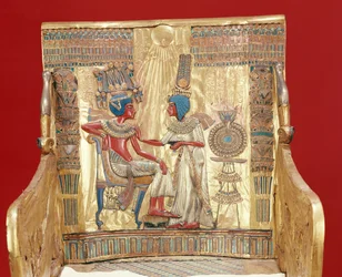 ツタンカーメンの墓からの玉座（c.1370-1352 BC）New Kingdom（gold）