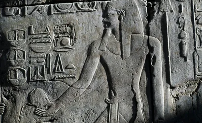 ルクソール神殿の浮き彫り、ルクソール、テーベ（ユネスコ世界遺産