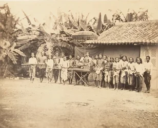 カンボジアの王子と従者、1866 年。
