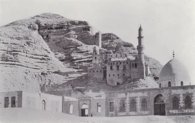 エジプトモカッタンの丘（モノクロ写真