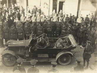 第一次世界大戦、西部戦線、1914年から18年に関連付けられた134枚の写真のアルバムから