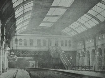 キングスクロス駅：プラットフォームの眺め、1862