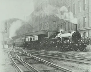 1892年にパディントン駅を出発する最後の広軌電車