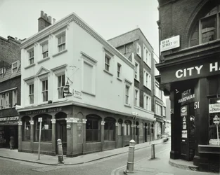 Old Coffee House、49 Beak Street、1976