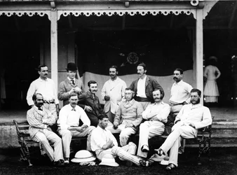 1878年のインドの古いハロビアンクリケット11