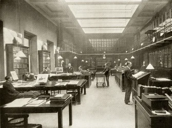大英博物館の印刷室、1900年頃、ジョージベルウントソンズ発行のAlfred Whitmanによる「The Print-Collector&39;s Handbook」（1901年）