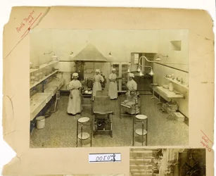 ノースシアター、セントトーマス病院、1908年（セピア写真）