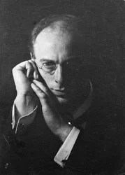 アーサー・ラッカムの肖像（1867-1939）