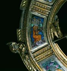 管楽器を演奏する天使、ウィリアムオブワイケハムの兵士（c.1320-1404）の詳細（銀の金箔とシャンプーヴエナメル）（205100-32を参照）