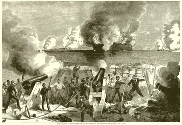 1861年4月13日、南軍のバッテリーによるサムター砦の砲撃