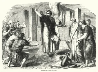 律法を唱えるモーゼ（彫刻