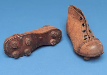 チャイルドブーツのペア、サイズ7、1920年代（革）