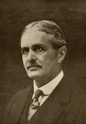 ロバート・スマイス・ヒチェンス（1864-1950）